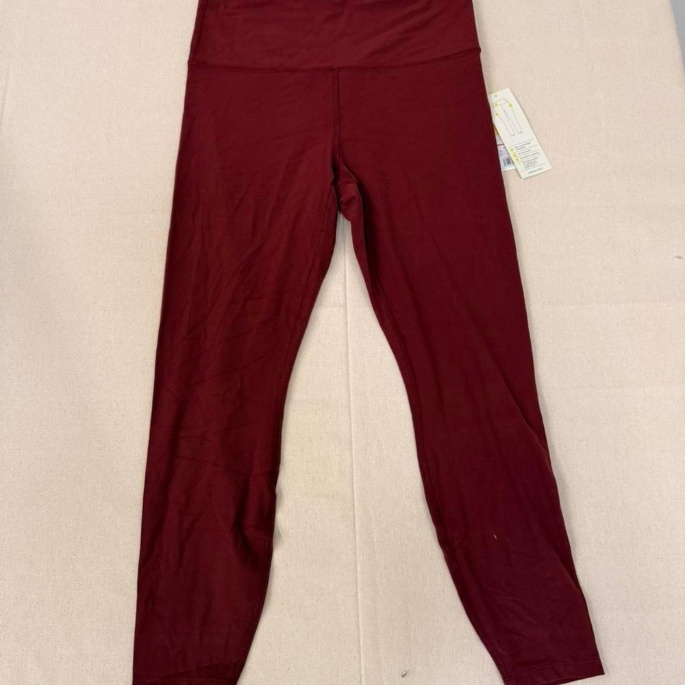 Burgundy high-waisted active leggings
